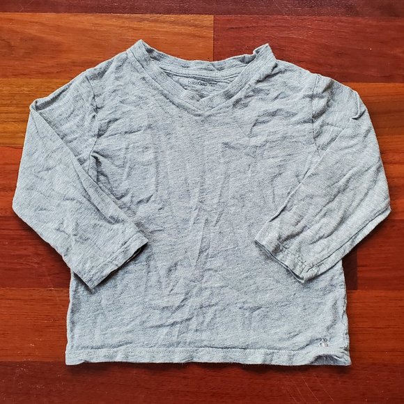 GAP Other - Baby GAP Gray Long Sleeve V-Neck T-Shirt Size 3T